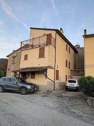 Deruta Casalina cielo terra di mq. 110 – foto 2
