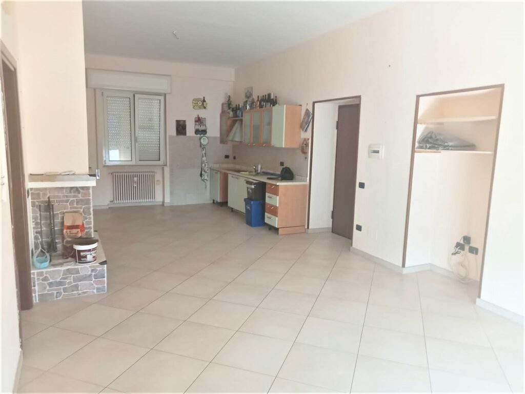 Minturno appartamento ristrutturato – foto 4