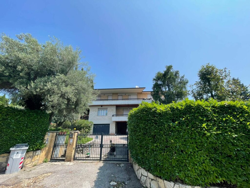 Prestigiosa villa Santa Lucia – foto 1